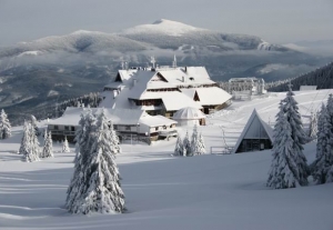 Schronisko PTTK na Hali Miziowej-2112